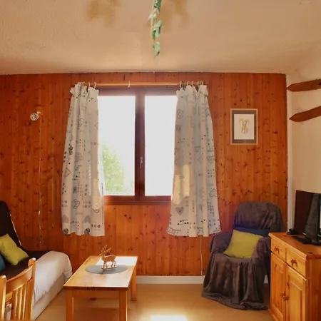Les Lauriers Apartment